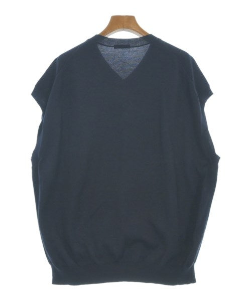 YLEVE เสื้อแขนกุด