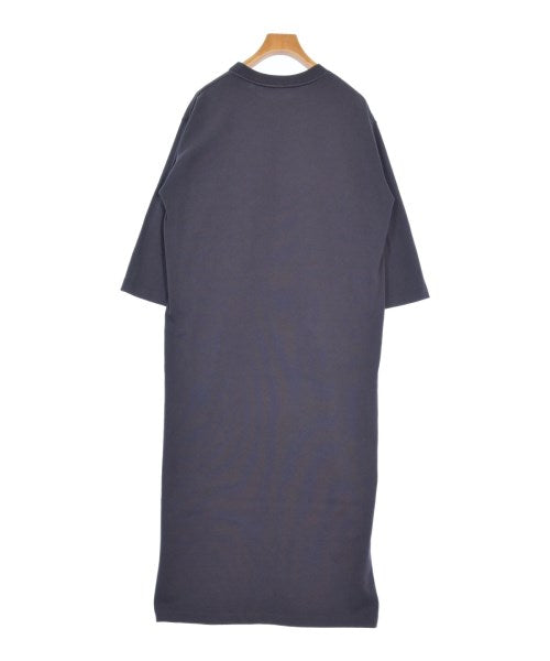 YLEVE ชุดเดรส