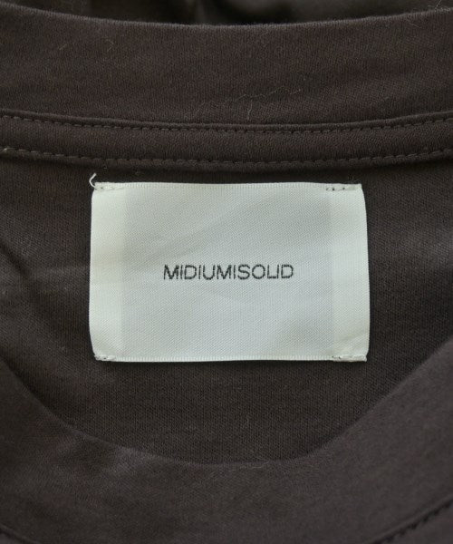 MIDIUMISOLID เสื้อยืด/เสื้อท็อปส์