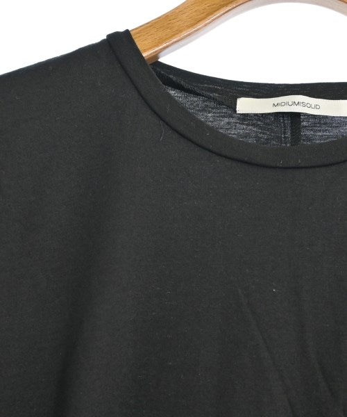 MIDIUMISOLID เสื้อยืด/เสื้อท็อปส์