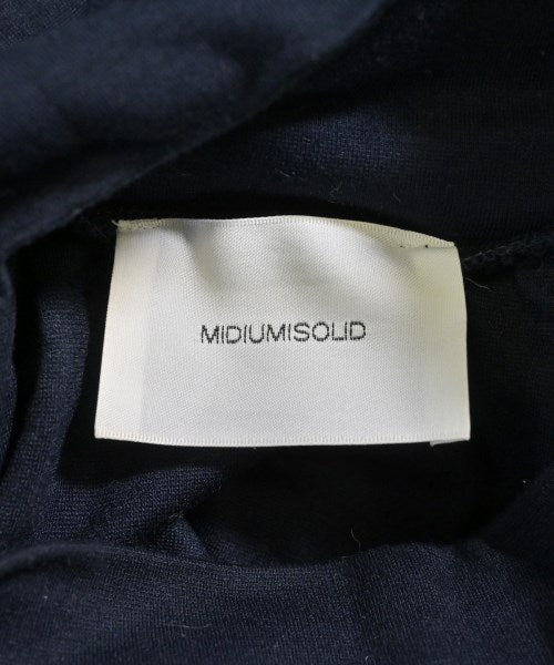 MIDIUMISOLID เสื้อยืด/เสื้อท็อปส์