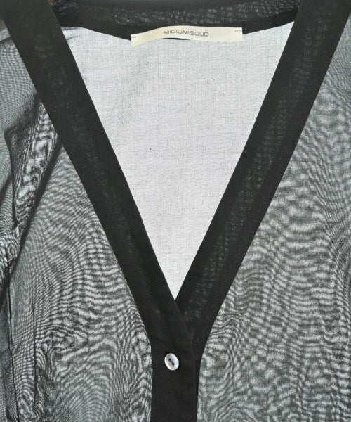 MIDIUMISOLID เสื้อลำลอง