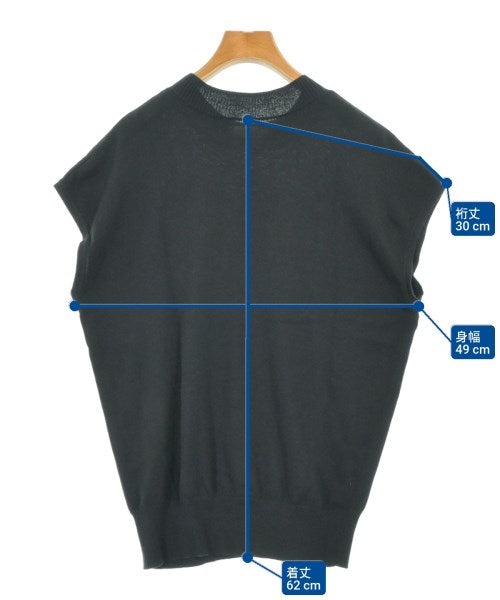 MIDIUMISOLID เสื้อแขนกุด