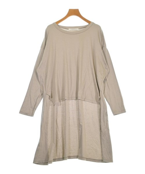 MIDIUMISOLID เสื้อยืด/เสื้อท็อปส์