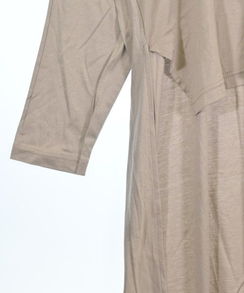 MIDIUMISOLID เสื้อยืด/เสื้อท็อปส์