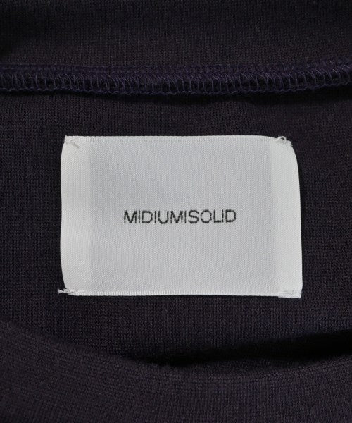 MIDIUMISOLID เสื้อยืด/เสื้อท็อปส์