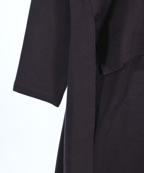 MIDIUMISOLID เสื้อยืด/เสื้อท็อปส์