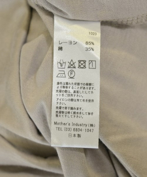 MIDIUMISOLID เสื้อยืด/เสื้อท็อปส์