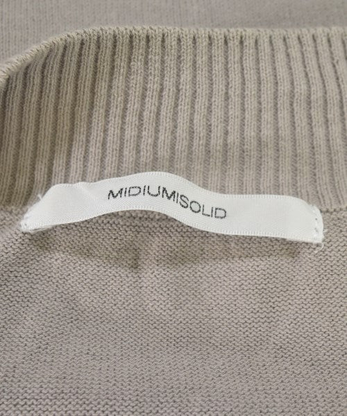 MIDIUMISOLID เสื้อแขนกุด