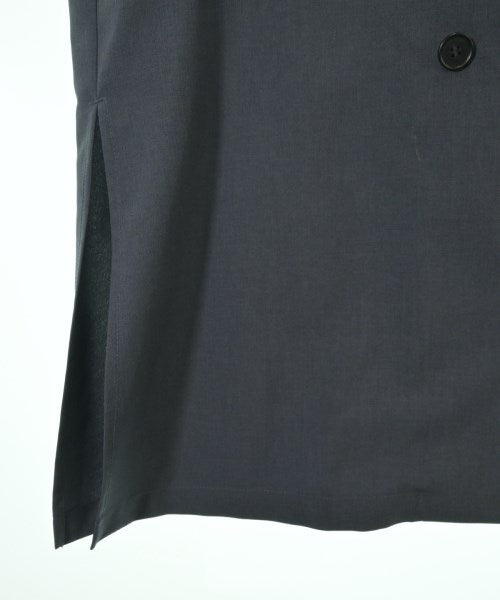 MIDIUMISOLID เสื้อกั๊ก