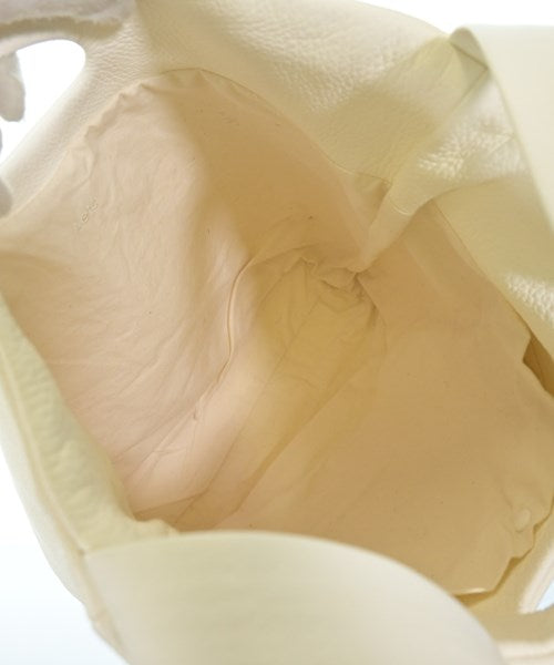 Aeta กระเป๋าถือขนาดใหญ่