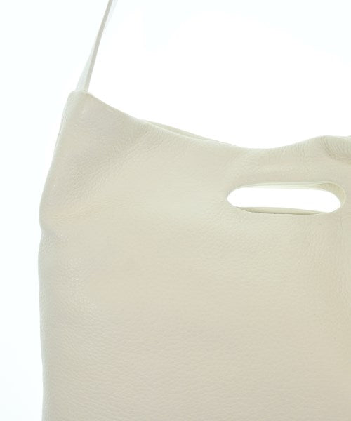 Aeta กระเป๋าถือขนาดใหญ่