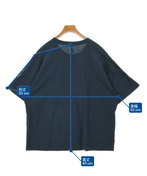 is-ness เสื้อยืด/เสื้อท็อปส์