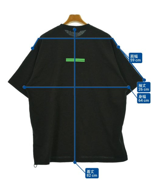 is-ness เสื้อยืด/เสื้อท็อปส์