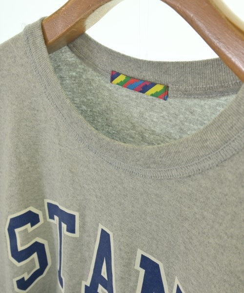 is-ness เสื้อยืด/เสื้อท็อปส์