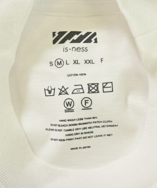 is-ness เสื้อยืด/เสื้อท็อปส์