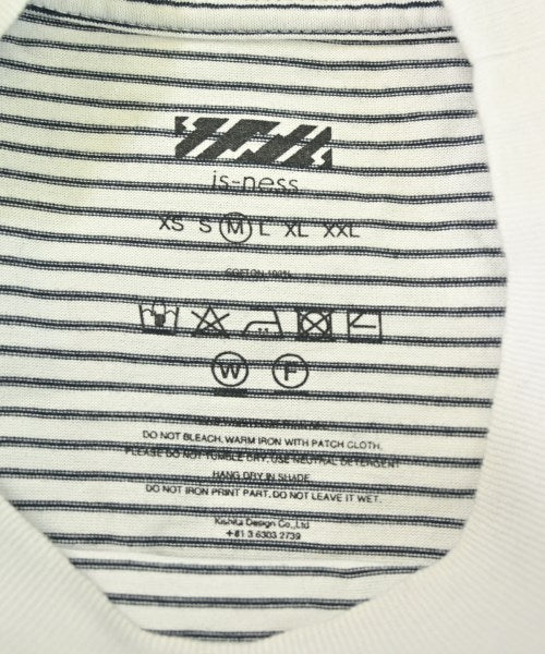 is-ness เสื้อยืด/เสื้อท็อปส์