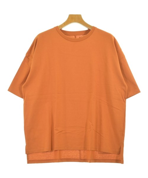 is-ness เสื้อยืด/เสื้อท็อปส์