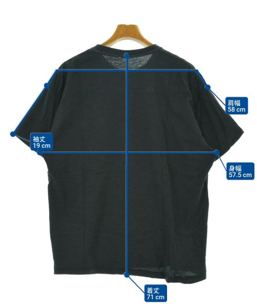 is-ness เสื้อยืด/เสื้อท็อปส์