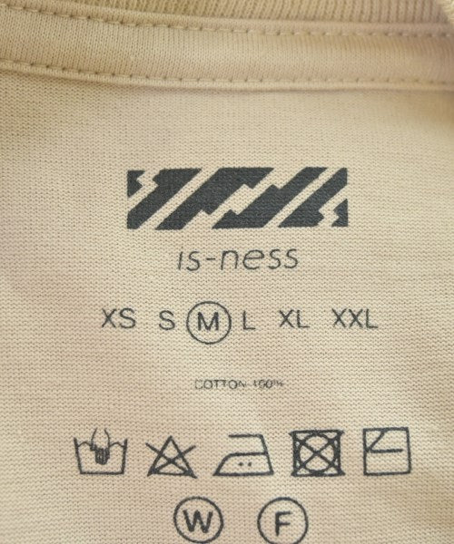 is-ness เสื้อยืด/เสื้อท็อปส์