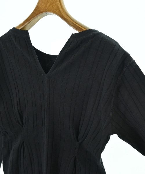 R JUBILEE เสื้อยืด/เสื้อท็อปส์