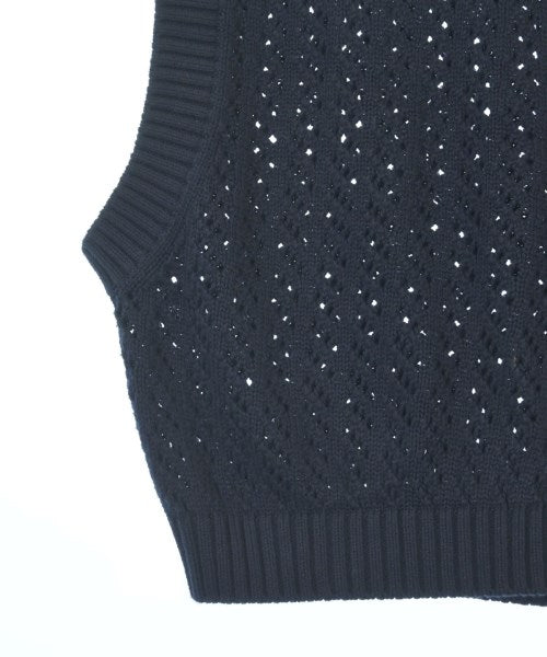 TEN เสื้อกั๊ก