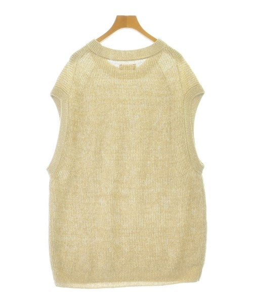 unfil เสื้อกั๊ก