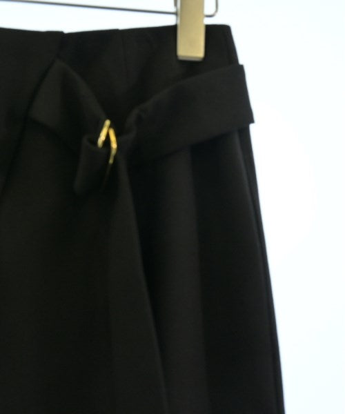 TONAL กระโปรงยาวถึงเข่า