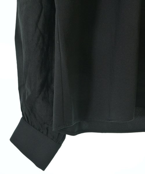 TONAL เสื้อสตรี