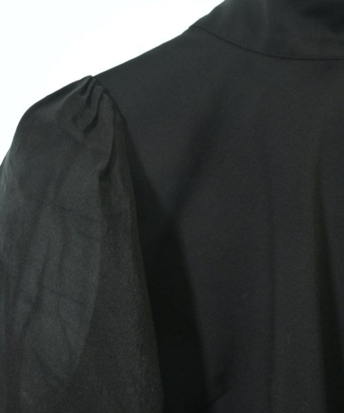 TONAL เสื้อสตรี