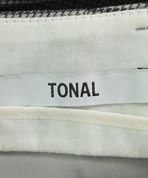 TONAL กางเกงขายาว