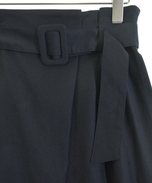 TONAL กระโปรงยาวถึงเข่า