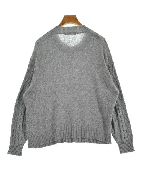 TONAL เสื้อกันหนาว