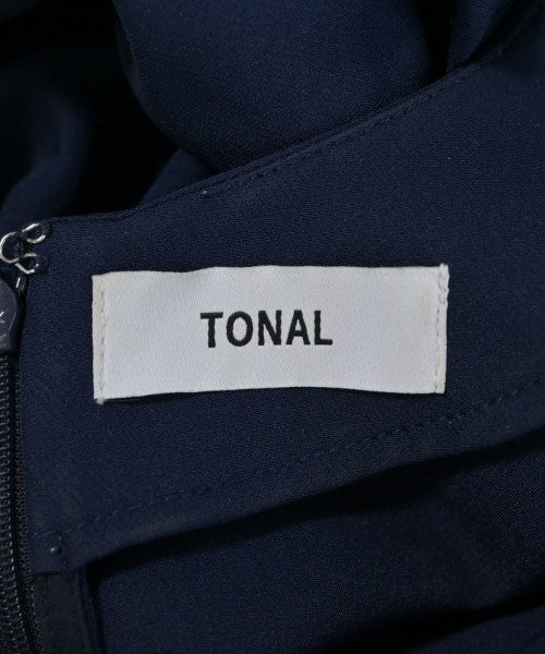 TONAL ชุดเดรส