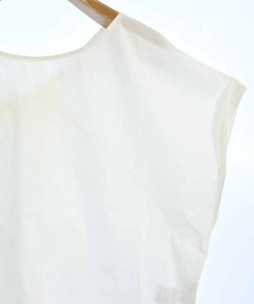 TONAL เสื้อสตรี