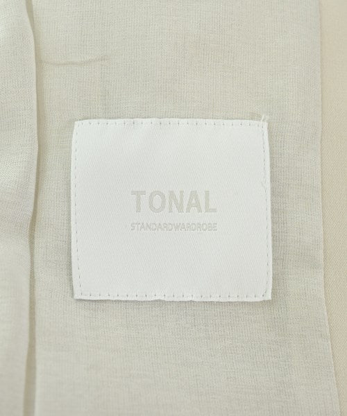 TONAL แจ็คเก็ตไม่มีปก