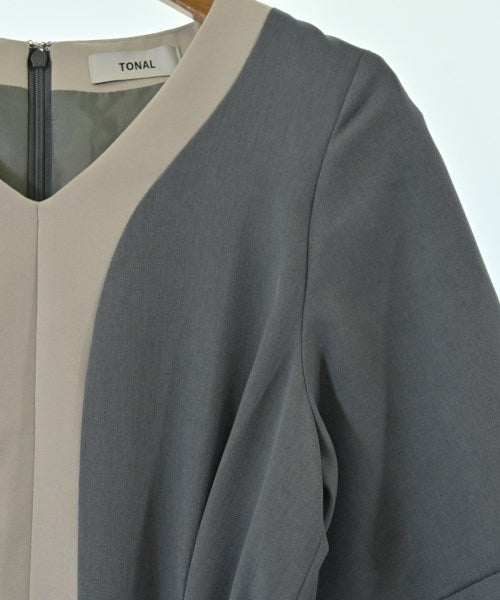 TONAL ชุดเดรส