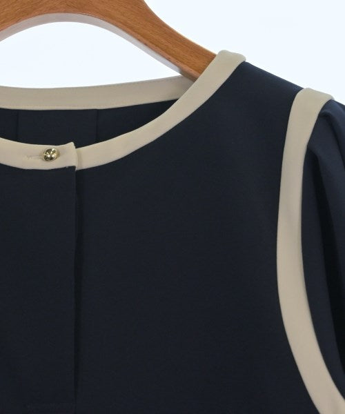 TONAL เสื้อสตรี