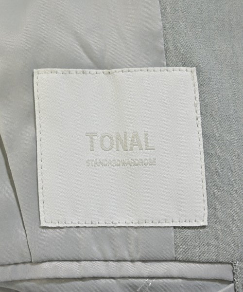 TONAL แจ็คเก็ตไม่มีปก
