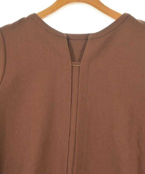 TONAL เสื้อสตรี