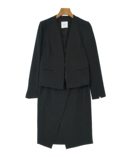 TONAL ชุดสูทแบบครบเซต (อื่นๆ)