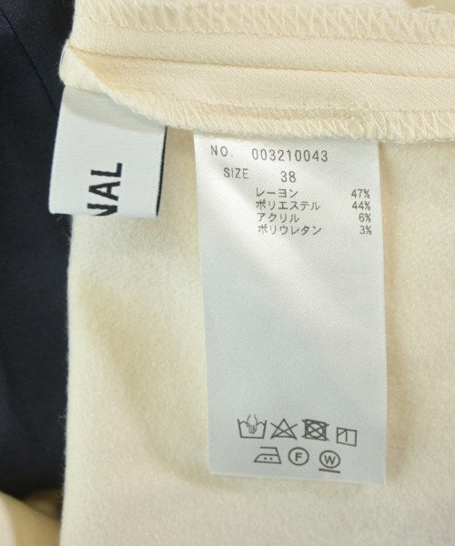 TONAL เสื้อสตรี