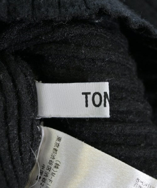 TONAL เสื้อกันหนาว