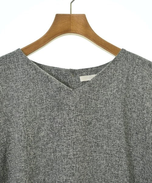 TONAL เสื้อสตรี