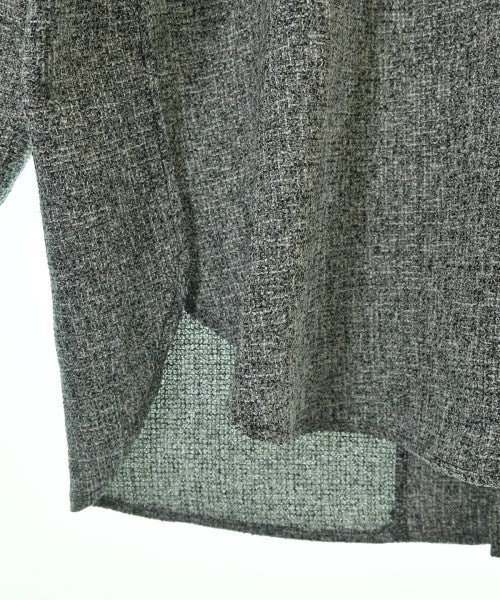TONAL เสื้อสตรี