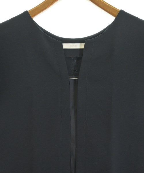 TONAL เสื้อสตรี