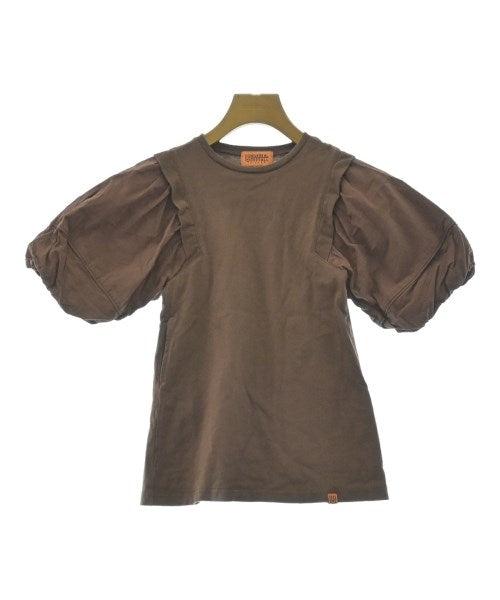 UNIVERSAL OVERALL เสื้อยืด/เสื้อท็อปส์