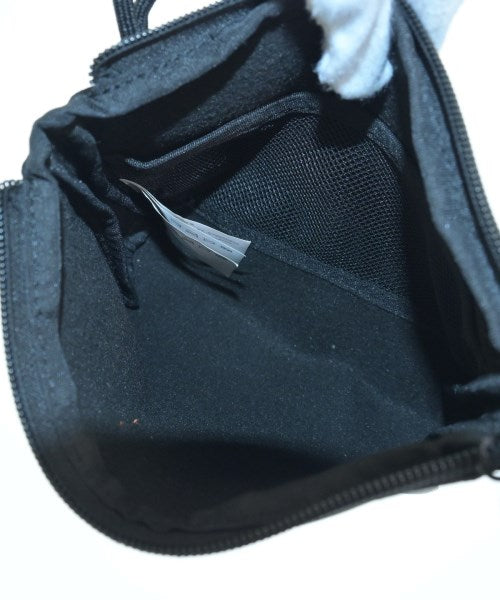 UNIVERSAL OVERALL กระเป๋าสะพาย