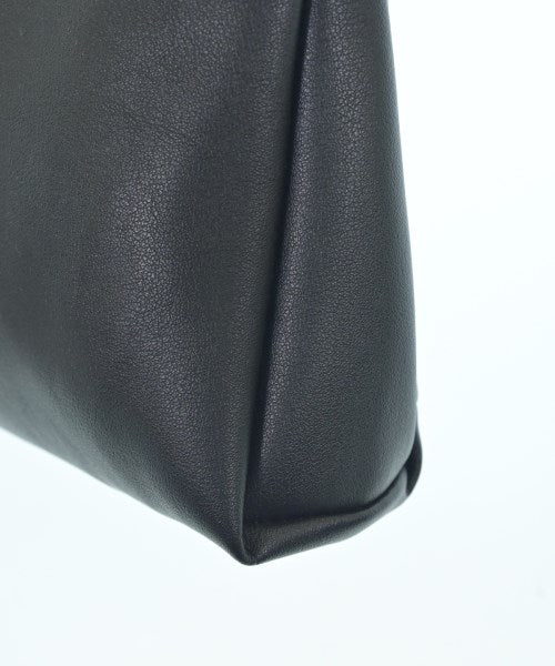 UNIVERSAL OVERALL กระเป๋าสะพาย