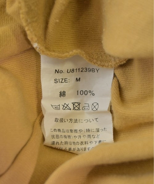 UNIVERSAL OVERALL เสื้อยืด/เสื้อท็อปส์